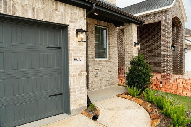 Building Photo - 30930 Star Gazer Rd