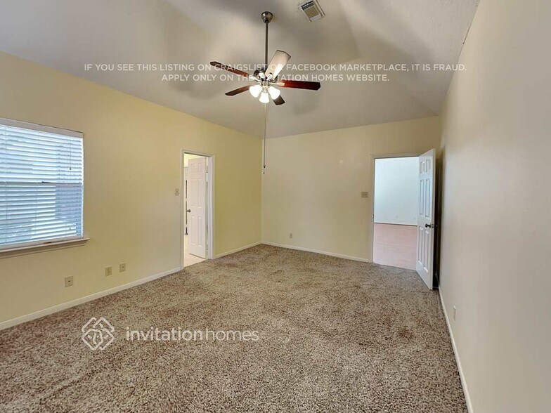 Building Photo - 16023 Mountain Shadows Dr