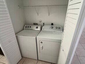 Building Photo - 1325 The 12th Fairway