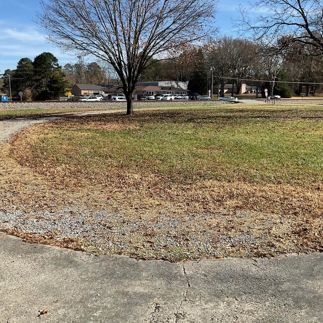 Building Photo - Brick Ranch Style home with 3 Bedrooms, 2.5 Baths, Full Unfinished Basement In Iron Station NC