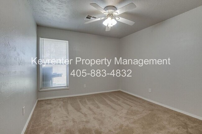 Building Photo - 6913 Fawn Canyon Dr
