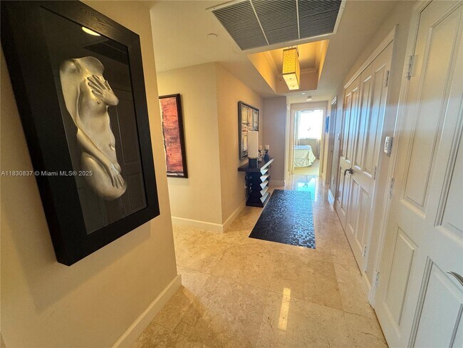 Building Photo - 17875 Collins Ave