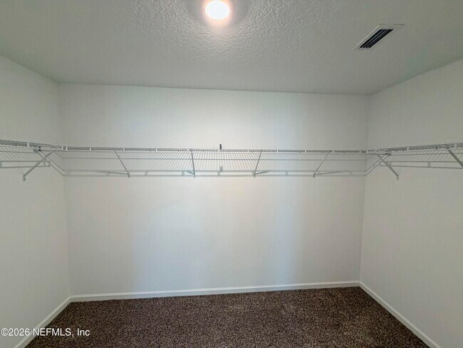 Building Photo - 462 Ardila Cir