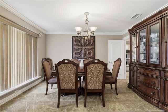 Building Photo - 6545 Lyndon B Johnson Fwy