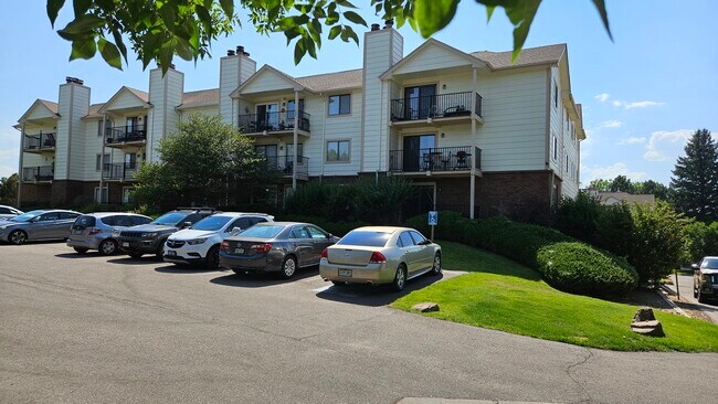 Building - 491 S Kalispell Way