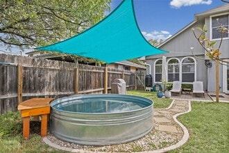 Building Photo - 408 Shep St