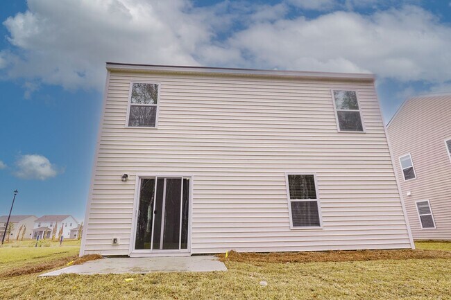 Building Photo - Coming Available!