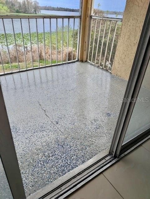 Building Photo - 4002 Versailles Dr