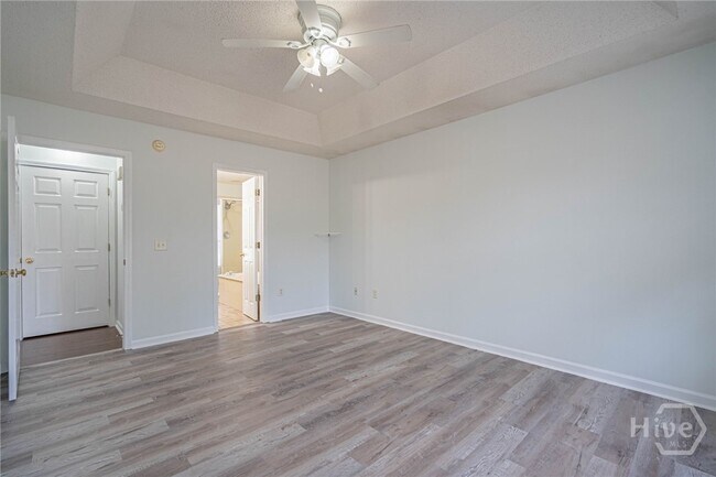 Building Photo - 114 Laurens Ln