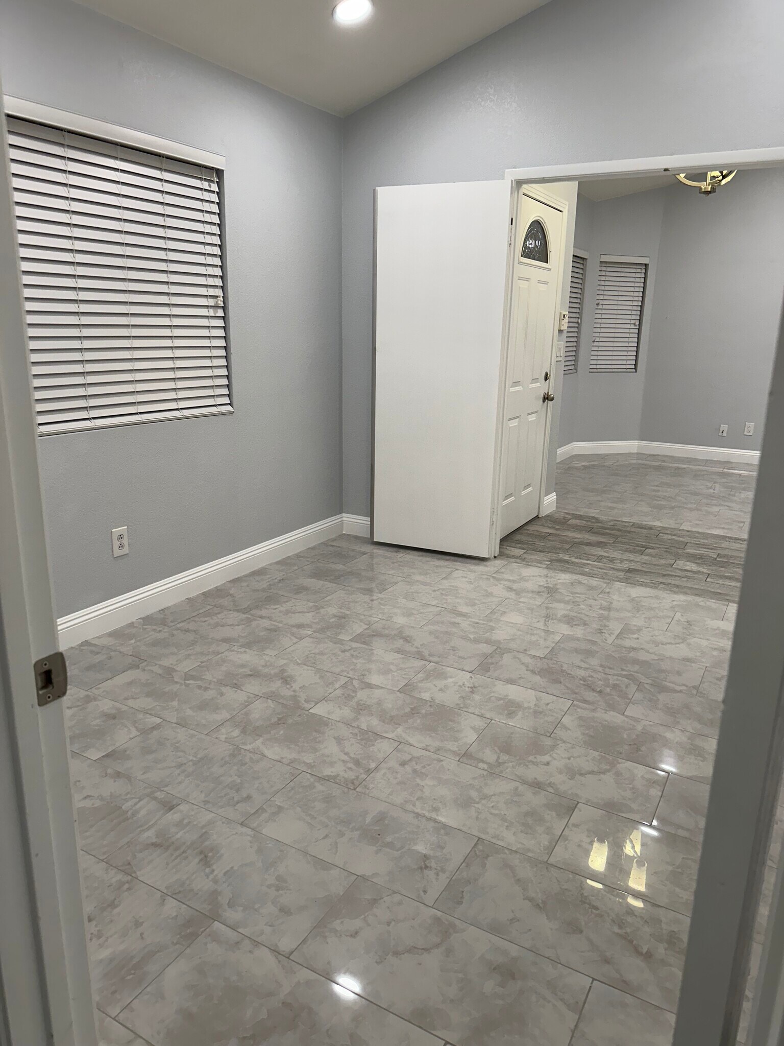 Building Photo - 3552 Kahala Bay Ln