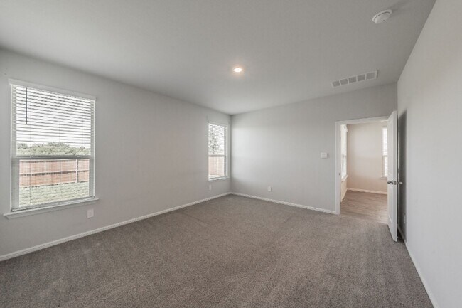 Building Photo - 8637 Centerboard Ln