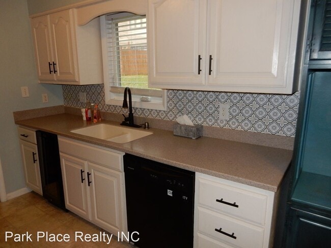 Building Photo - 3 br, 3 bath House - 106 Windward Dr SW