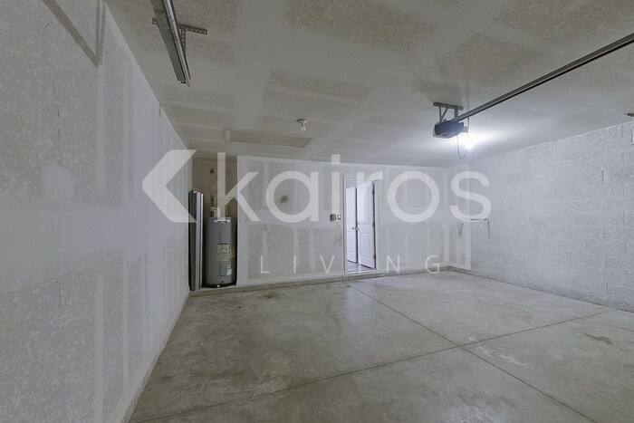 Building Photo - 9143 Aegean Cir