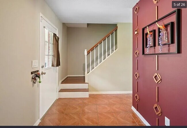 Building Photo - 15914 Pinyon Creek Dr