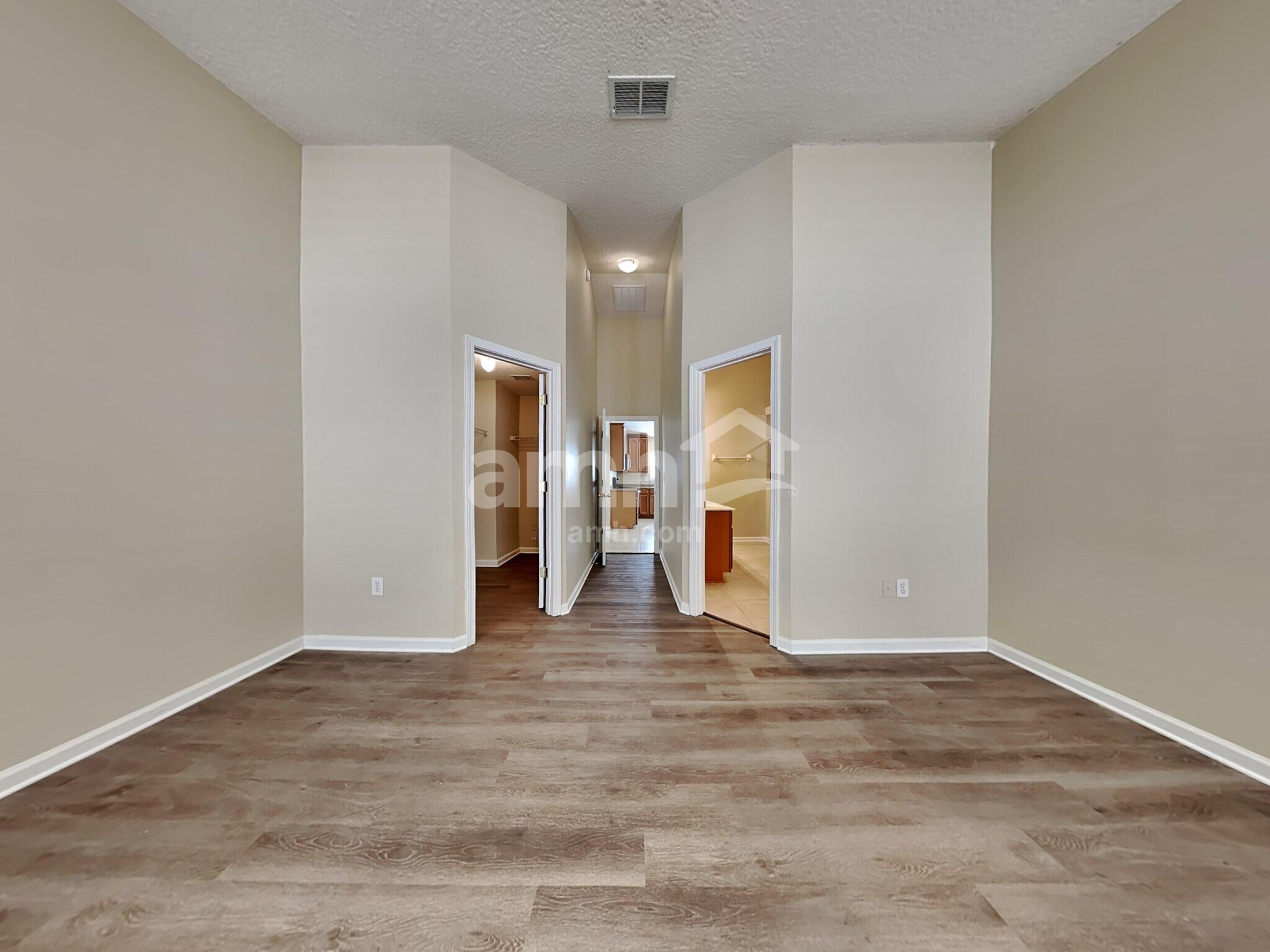 Building Photo - 809 Crystal Spring Way