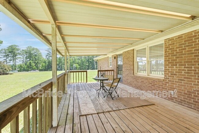 Building Photo - 5182 Bluegrass Trail