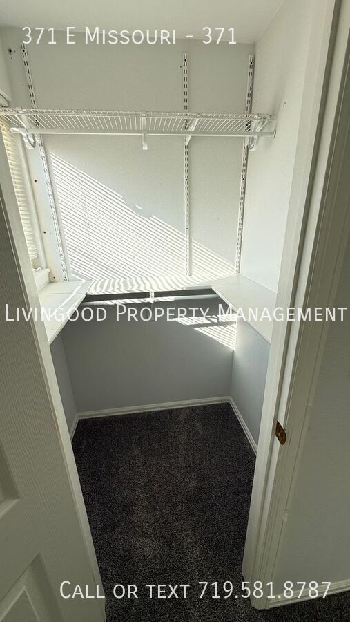 Building Photo - 371 E Missouri-371