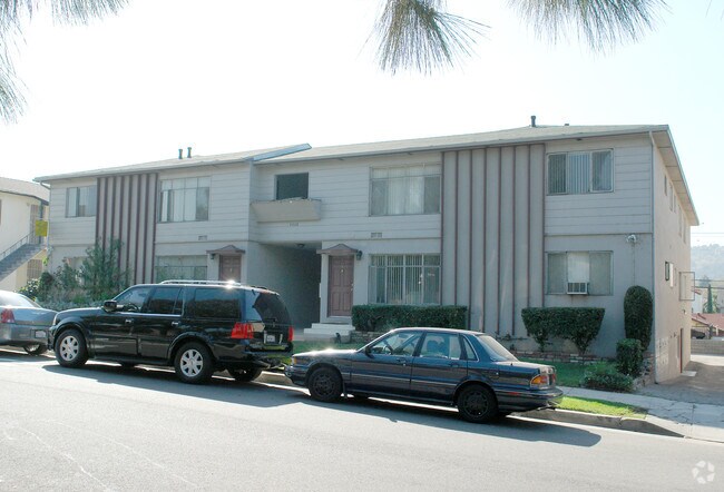 Building Photo - 4028-4032 Perlita Ave