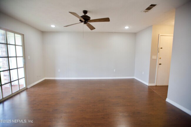 Building Photo - 5201 ATLANTIC Blvd