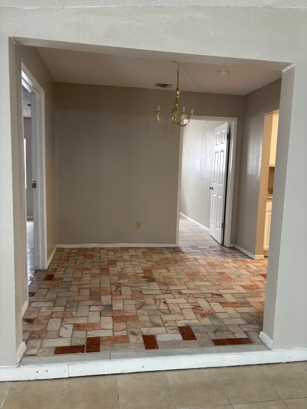 Building Photo - 230 Schmeltzer Ln