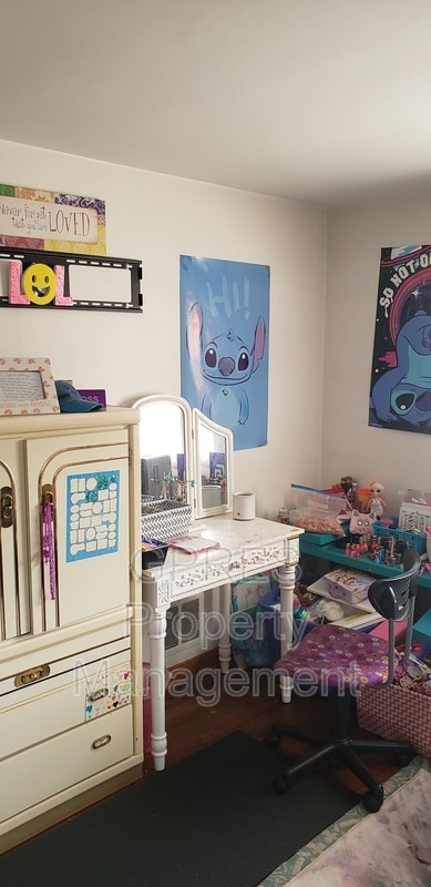 Building Photo - 1403 Spruce St