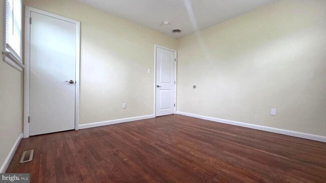 Building Photo - 361 David Hall Rd