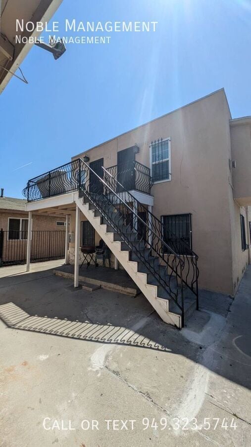Primary Photo - 134 1/2 W. 118th Place-