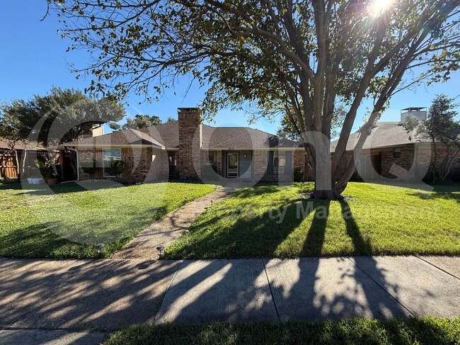 Building Photo - 3515 Hilltop Ln