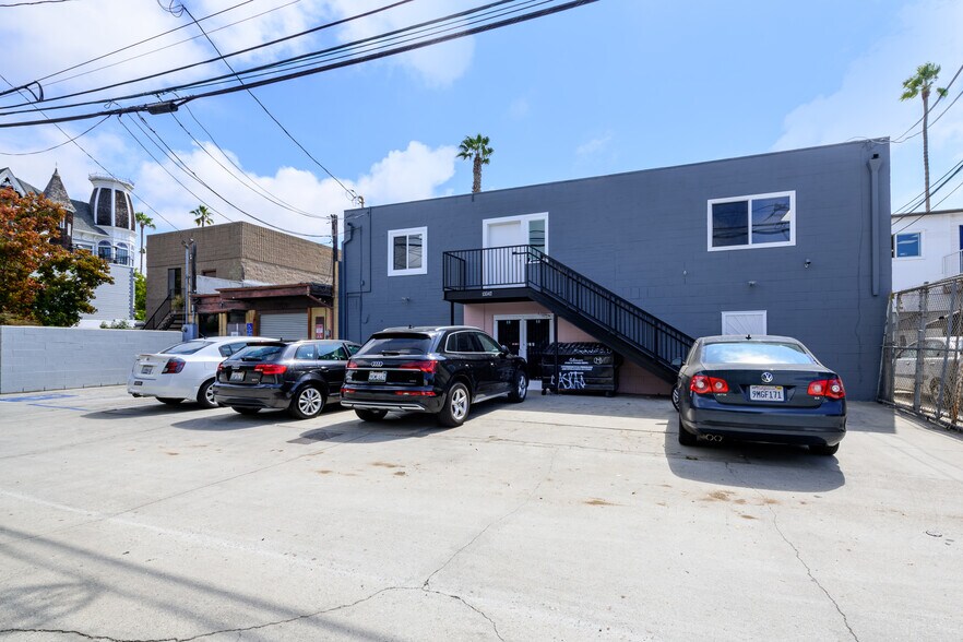 Building Photo - 13347 W Washington Blvd