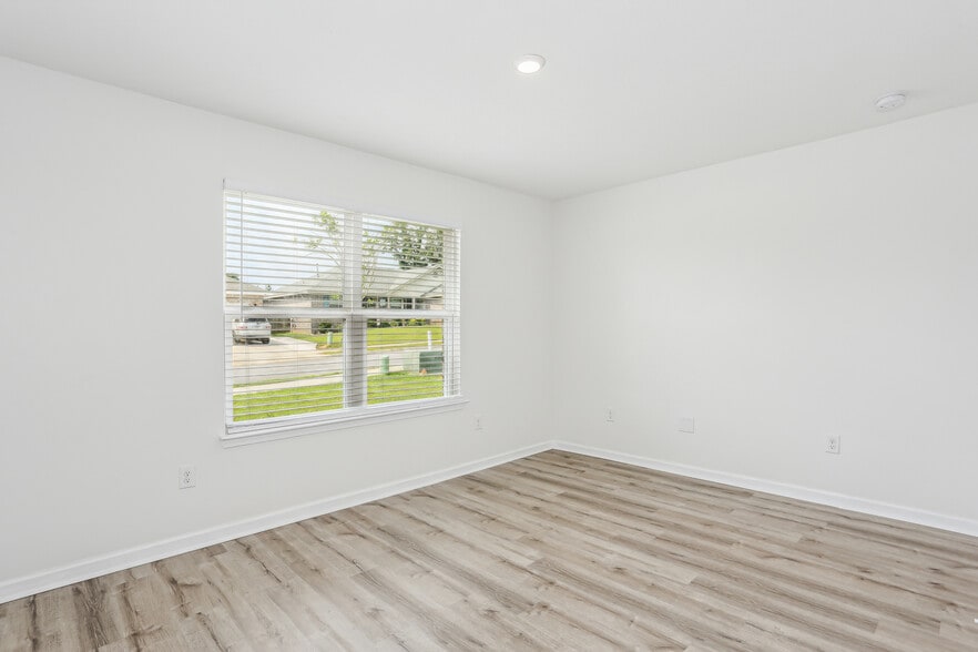 Bedroom-3 - 3476 Blaney Dr