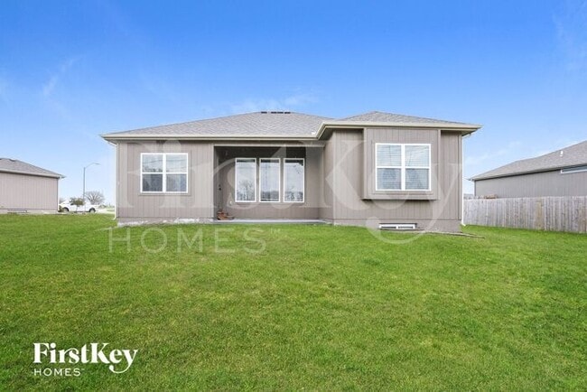 Building Photo - 21902 Crystal Ave