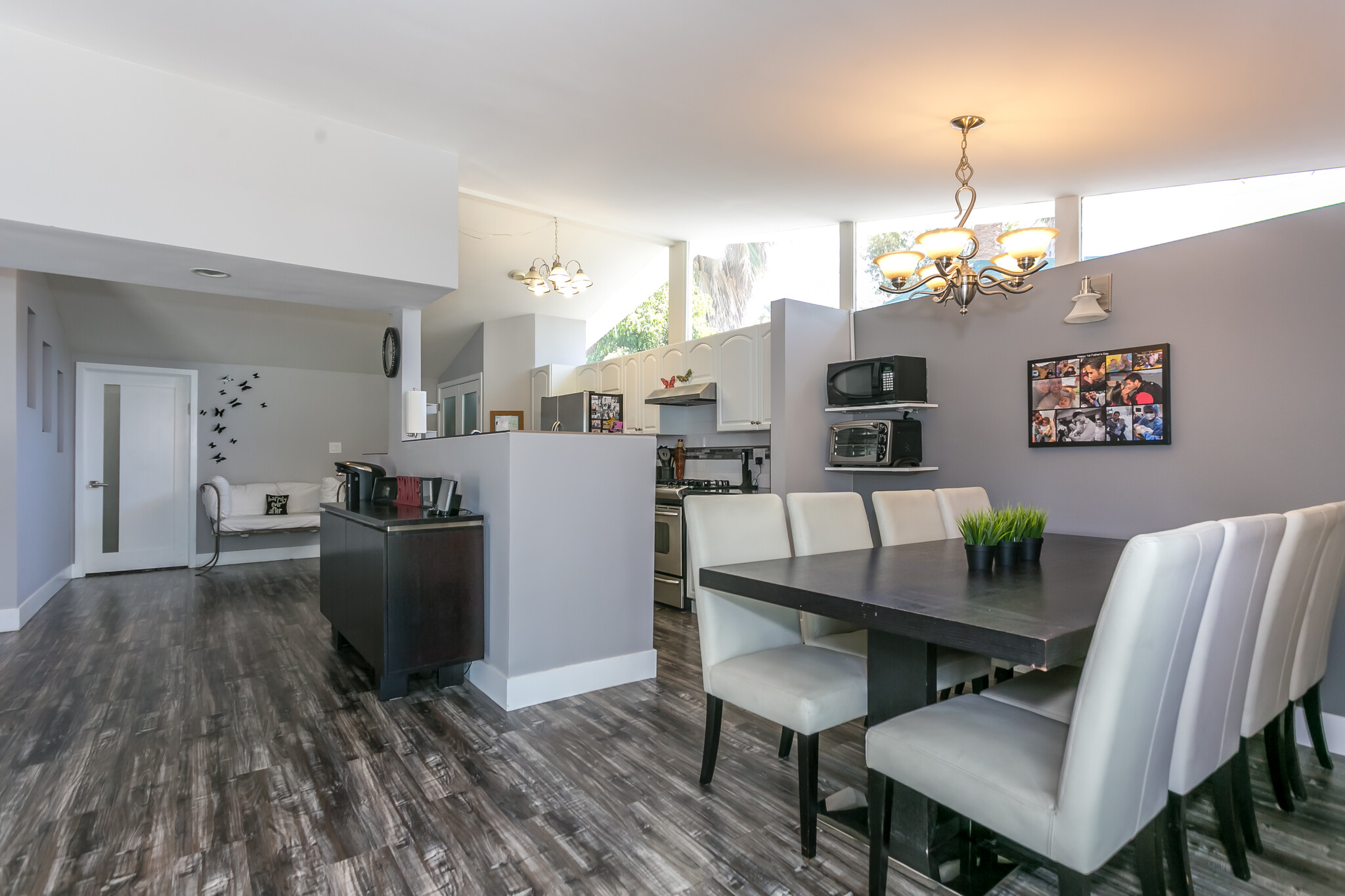 Building Photo - 6345 Jumilla Ave