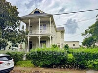 Building Photo - 3707 Camp St