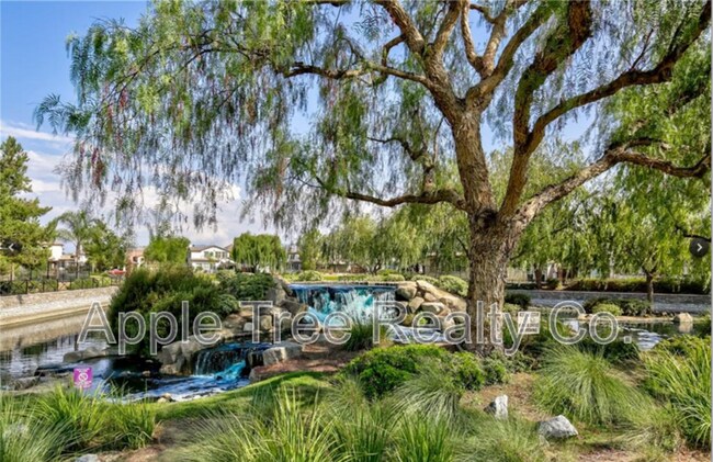 Building Photo - 1560 Gazebo Ln