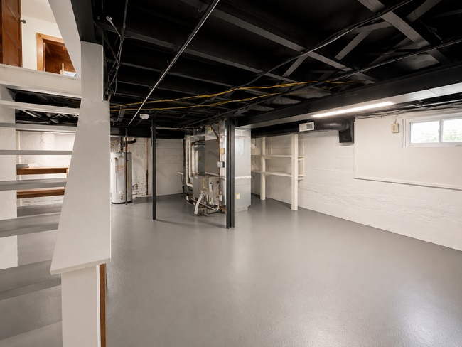 Building Photo - Classic Charm Meets Modern Updates in This Spacious Home ?
