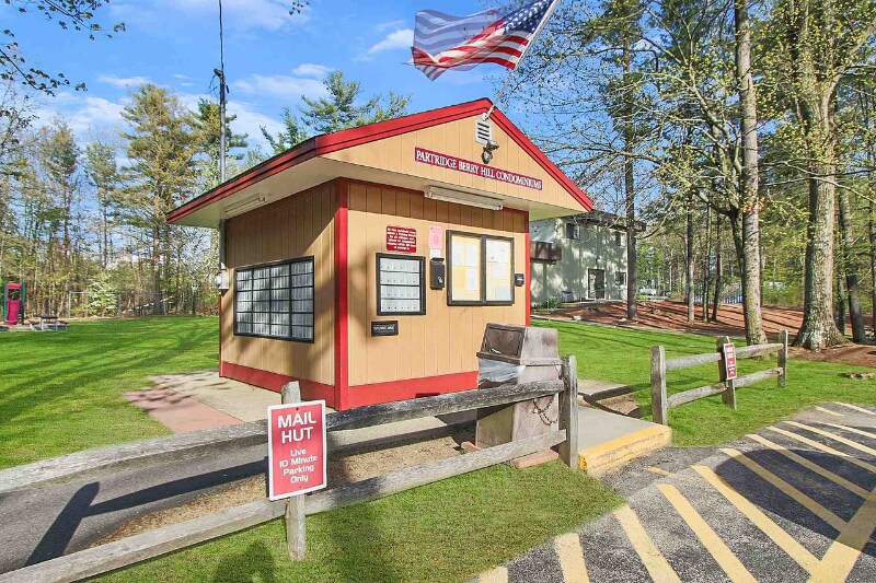 Building Photo - 2 Strawberry Bank Rd