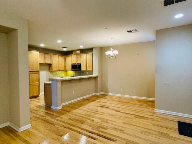 Building Photo - 4059 Innovator Dr