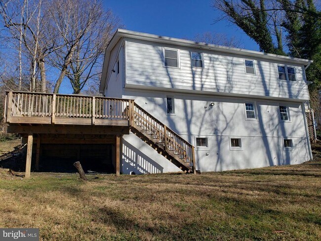 Building Photo - 1609 Lee Rd
