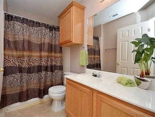 Building Photo - 1509 Jackie Robinson Pl