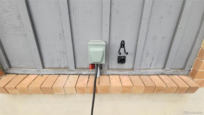 Building Photo - 1625 N Murray Blvd