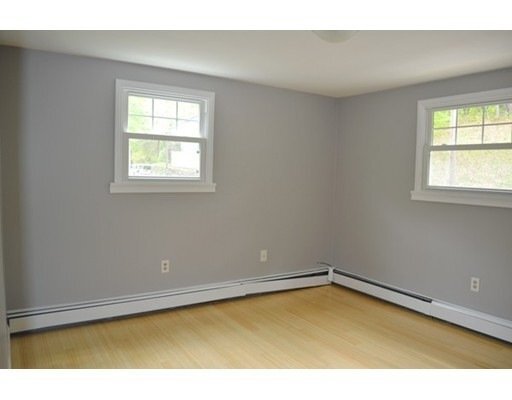 Building Photo - 512-514-514 Gleasondale Rd