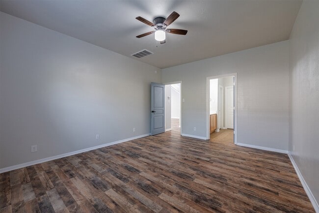 Building Photo - 18318 Canary Bluff Ln