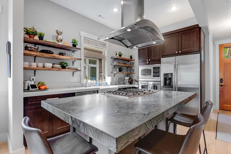 Building Photo - 3060 S Rookery Ln