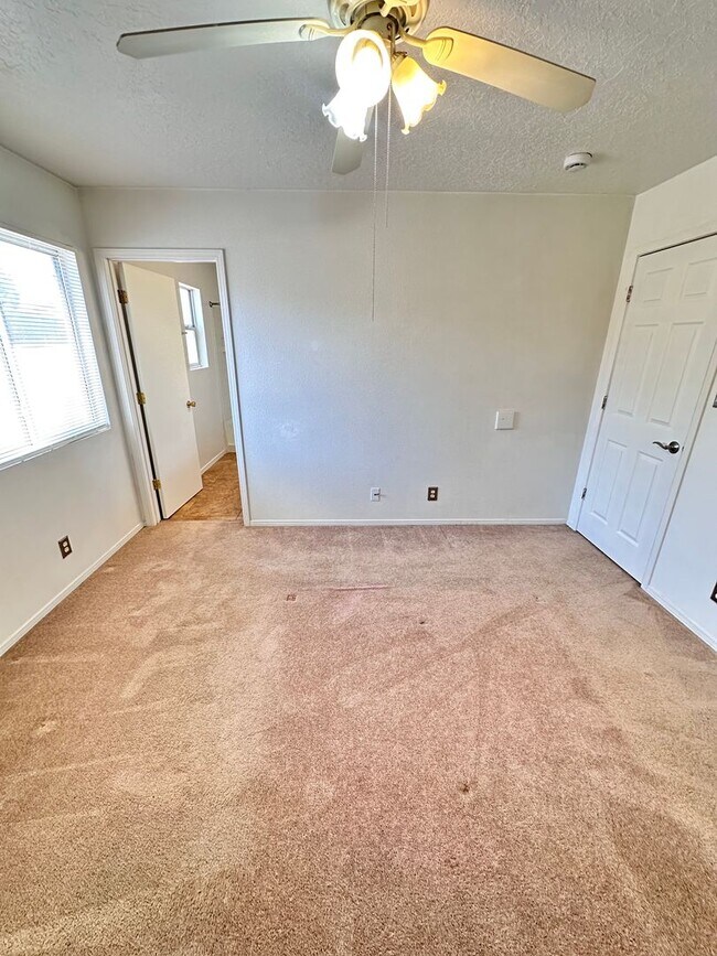 Building Photo - Move in Special 1/2 off 1st month rent! 3 Bedroom 2 Bath 2 Car Garage w/ Fenced in Yard
