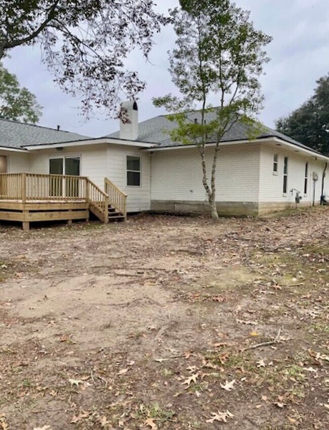 Building Photo - Beautiful 4 bed home in Excellent Location, in City of St. George minutes from new Woman's Hospital