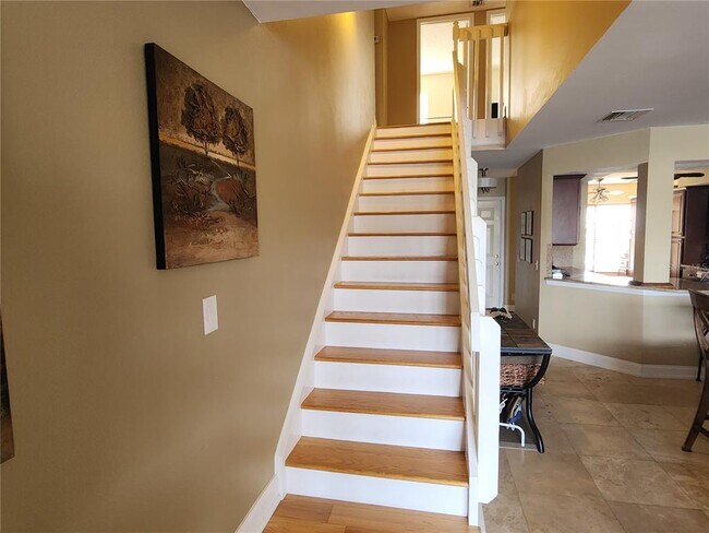 Building Photo - 6290 Bahia Del Mar Cir N