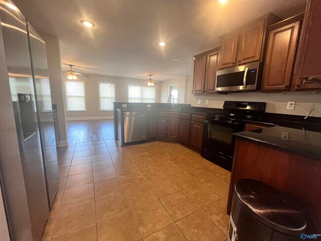 Building Photo - 2604 Ashtynn Pl SW