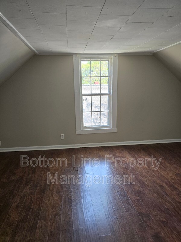 Building Photo - 184 Cabarrus Ave E