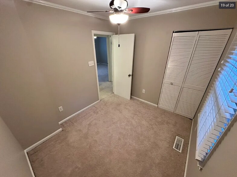 Building Photo - 1512 Skirmish Run Dr