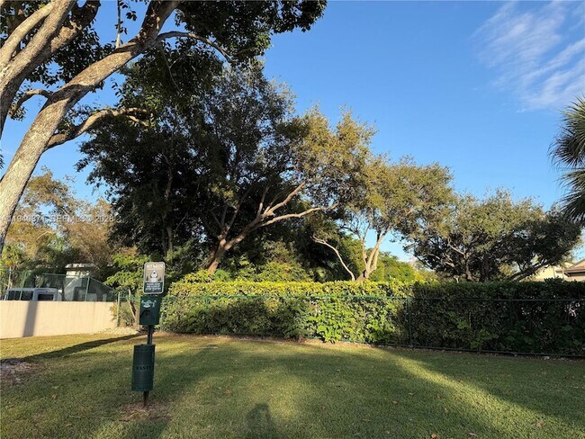 Building Photo - 9123 SW 138th Pl